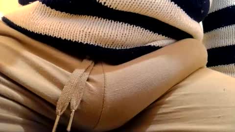 Snapshot of gae89tano chatting on March 6, 2026, 8:55 am gae89tano online show from March 6, 2026, 8:55 am