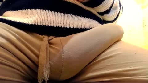 Snapshot of gae89tano chatting on March 9, 2026, 9:35 am gae89tano online show from March 9, 2026, 9:35 am