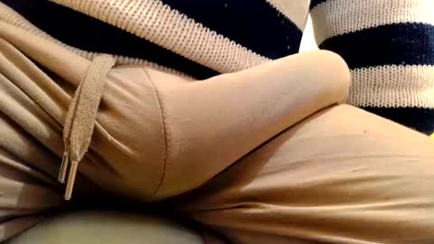 Snapshot of gae89tano chatting on March 18, 2026, 8:39 am gae89tano online show from March 18, 2026, 8:39 am