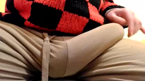 Snapshot of gae89tano chatting on April 3, 2026, 8:45 am gae89tano online show from April 3, 2026, 8:45 am