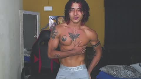Snapshot of gael__david chatting on December 16, 2024, 7:15 am Gael online show from December 16, 2024, 7:15 am