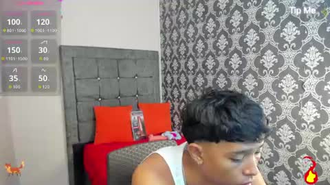 Snapshot of gael_d4v7 chatting on July 6, 2026, 8:44 pm Gael online show from July 6, 2026, 8:44 pm