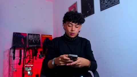 Gael Conner online show from February 9, 2025, 3:22 am