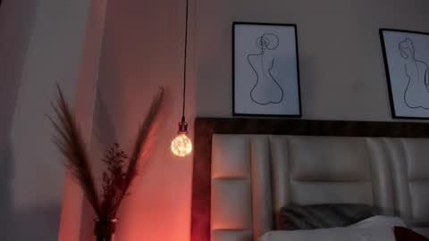 GahiaBelucci online show from March 26, 2026, 11:27 am