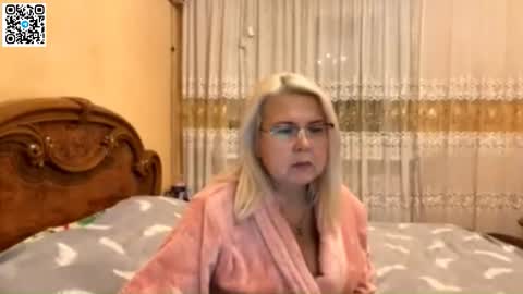 galatea_2025 online show from October 28, 2025, 4:53 pm