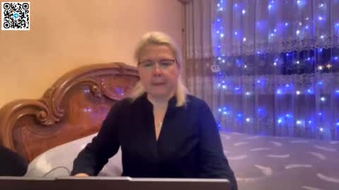 galatea_2025 online show from November 2, 2025, 4:53 pm