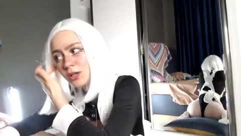 Snapshot of galaxyandromeda chatting on December 17, 2024, 3:28 pm My name Lou 3 online show from December 17, 2024, 3:28 pm