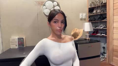 Snapshot of galileii chatting on October 28, 2025, 8:51 am galileii online show from October 28, 2025, 8:51 am