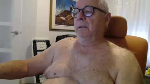 gamin68 online show from October 26, 2025, 2:12 pm