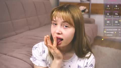 Violla online show from March 11, 2026, 5:08 pm