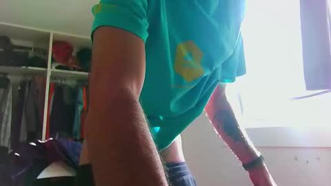 Snapshot of garrafade24 chatting on November 17, 2025, 11:49 am Garrafade24 online show from November 17, 2025, 11:49 am