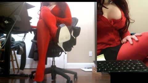 Snapshot of garters3350 chatting on December 12, 2024, 7:15 pm Lisa online show from December 12, 2024, 7:15 pm