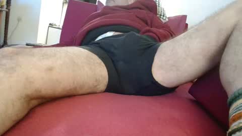 gary1111111 online show from April 5, 2026, 2:53 am