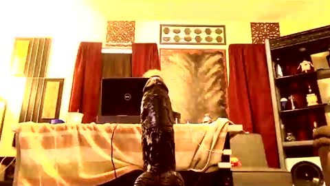 Snapshot of gatewaylaptop2019 chatting on March 8, 2025, 10:24 pm gatewaylaptop2019 online show from March 8, 2025, 10:24 pm