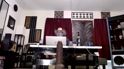 gatewaylaptop2019 online show from November 23, 2025, 6:08 pm