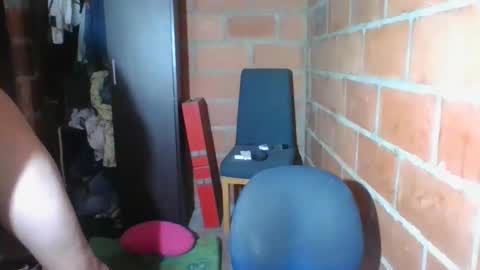 Snapshot of gattitosexy_95 chatting on March 6, 2025, 5:00 pm gattitosexy_95 online show from March 6, 2025, 5:00 pm