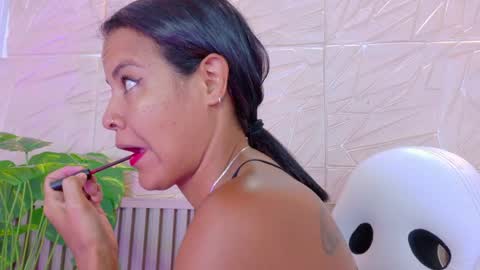 gaviluc_ online show from May 5, 2026, 12:13 pm