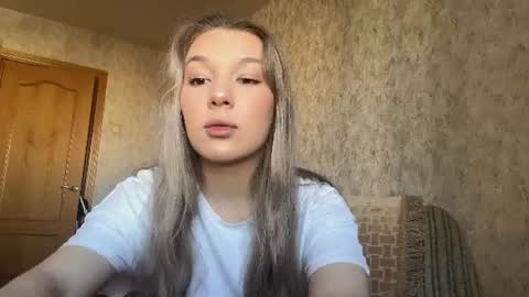 Snapshot of gayleandronis chatting on June 23, 2026, 2:37 pm Amina online show from June 23, 2026, 2:37 pm
