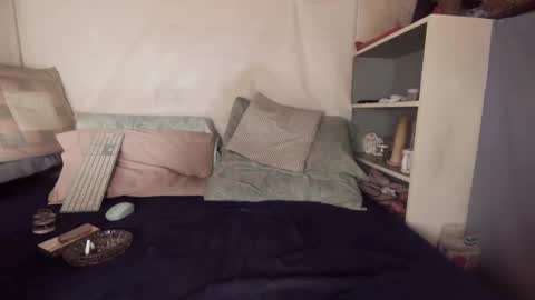 Snapshot of gayrobbin chatting on October 30, 2025, 10:27 am gayrobbin online show from October 30, 2025, 10:27 am