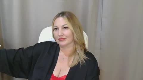 Snapshot of gazz2025 chatting on October 16, 2025, 6:53 pm gazz2025 online show from October 16, 2025, 6:53 pm