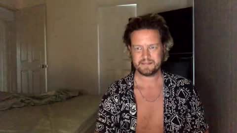 gcsurfer81 online show from December 12, 2024, 8:25 am