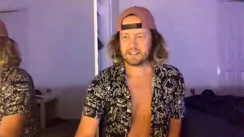 gcsurfer81 online show from February 4, 2026, 8:53 am