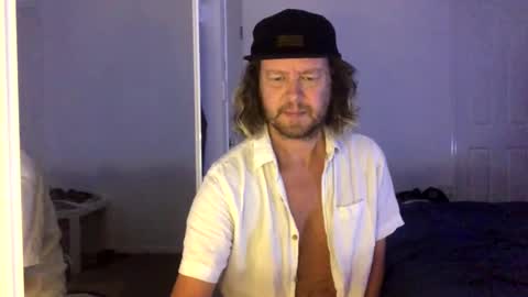 gcsurfer81 online show from February 13, 2026, 8:10 am