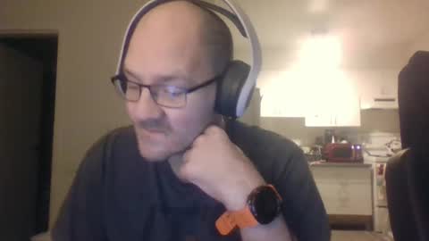 Snapshot of geekgamer41 chatting on September 27, 2025, 7:24 am geekgamer41 online show from September 27, 2025, 7:24 am