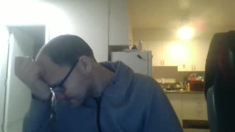 Snapshot of geekgamer41 chatting on April 4, 2026, 2:54 am geekgamer41 online show from April 4, 2026, 2:54 am