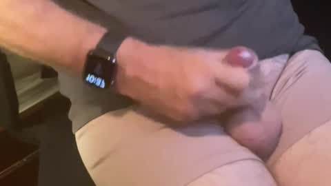 Snapshot of geelongguy chatting on March 9, 2025, 11:36 am Chris online show from March 9, 2025, 11:36 am