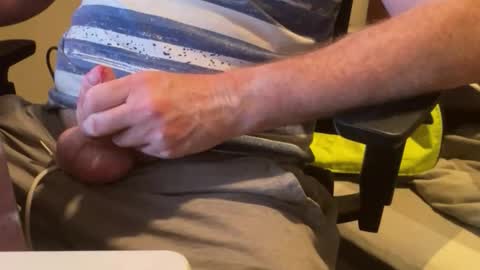 Snapshot of geelongguy chatting on January 9, 2026, 10:40 am Chris online show from January 9, 2026, 10:40 am