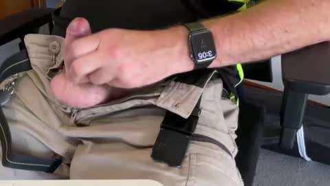 Snapshot of geelongguy chatting on February 7, 2026, 4:05 am Chris online show from February 7, 2026, 4:05 am