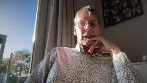 Snapshot of geertjem chatting on October 24, 2025, 2:13 pm geertjem online show from October 24, 2025, 2:13 pm