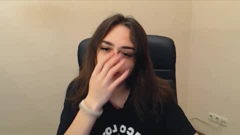 Gemma online show from September 19, 2025, 6:15 am