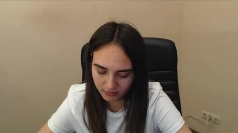 Gemma online show from October 17, 2025, 7:44 am