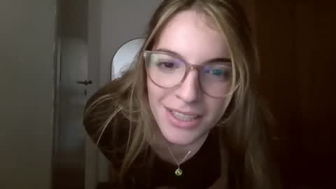 Gemma online show from July 6, 2026, 3:03 pm