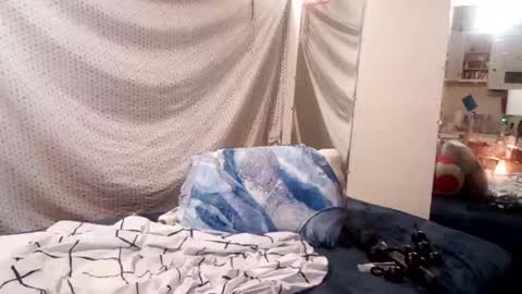 Lenzy LaCanada online show from January 2, 2025, 12:35 pm