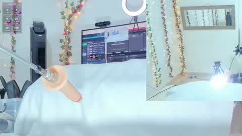 Genesis online show from November 8, 2025, 9:09 am