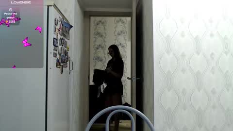 genev__ievee online show from February 7, 2026, 3:05 pm