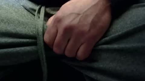 Snapshot of gent063 chatting on February 18, 2025, 1:11 pm gent063 online show from February 18, 2025, 1:11 pm