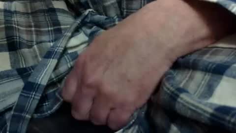 gent063 online show from November 18, 2025, 1:04 pm