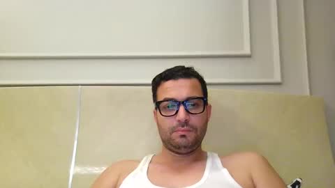 Snapshot of genteldevil chatting on December 1, 2025, 12:04 am genteldevil online show from December 1, 2025, 12:04 am