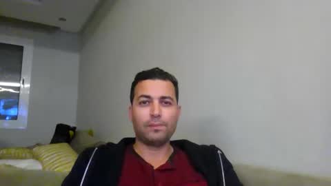 Snapshot of genteldevil chatting on February 15, 2026, 11:01 pm genteldevil online show from February 15, 2026, 11:01 pm