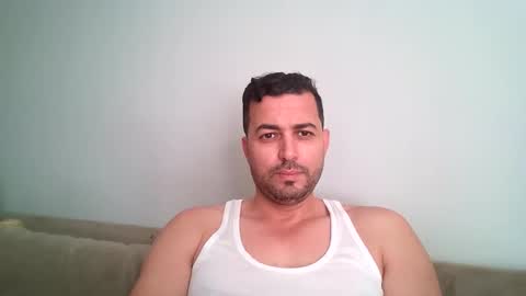 Snapshot of genteldevil chatting on March 22, 2026, 12:41 pm genteldevil online show from March 22, 2026, 12:41 pm