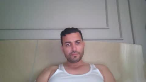 Snapshot of genteldevil chatting on March 31, 2026, 9:21 am genteldevil online show from March 31, 2026, 9:21 am