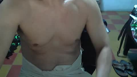 Snapshot of genuino2019 chatting on November 16, 2025, 5:13 am Genuino online show from November 16, 2025, 5:13 am