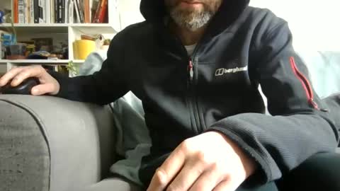 Geon online show from May 13, 2026, 9:50 am