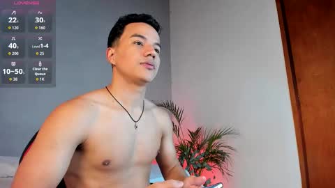 Snapshot of george_cams1 chatting on February 16, 2026, 3:02 am Jorge online show from February 16, 2026, 3:02 am