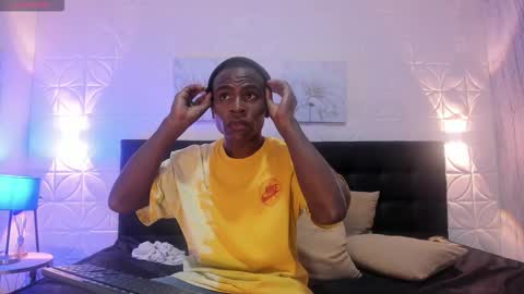 Snapshot of george_lancee chatting on October 19, 2025, 9:59 pm G E O R G E online show from October 19, 2025, 9:59 pm