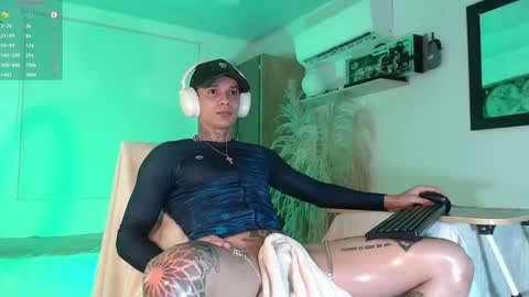 Snapshot of george_prince2 chatting on December 1, 2024, 11:47 pm independent model online show from December 1, 2024, 11:47 pm